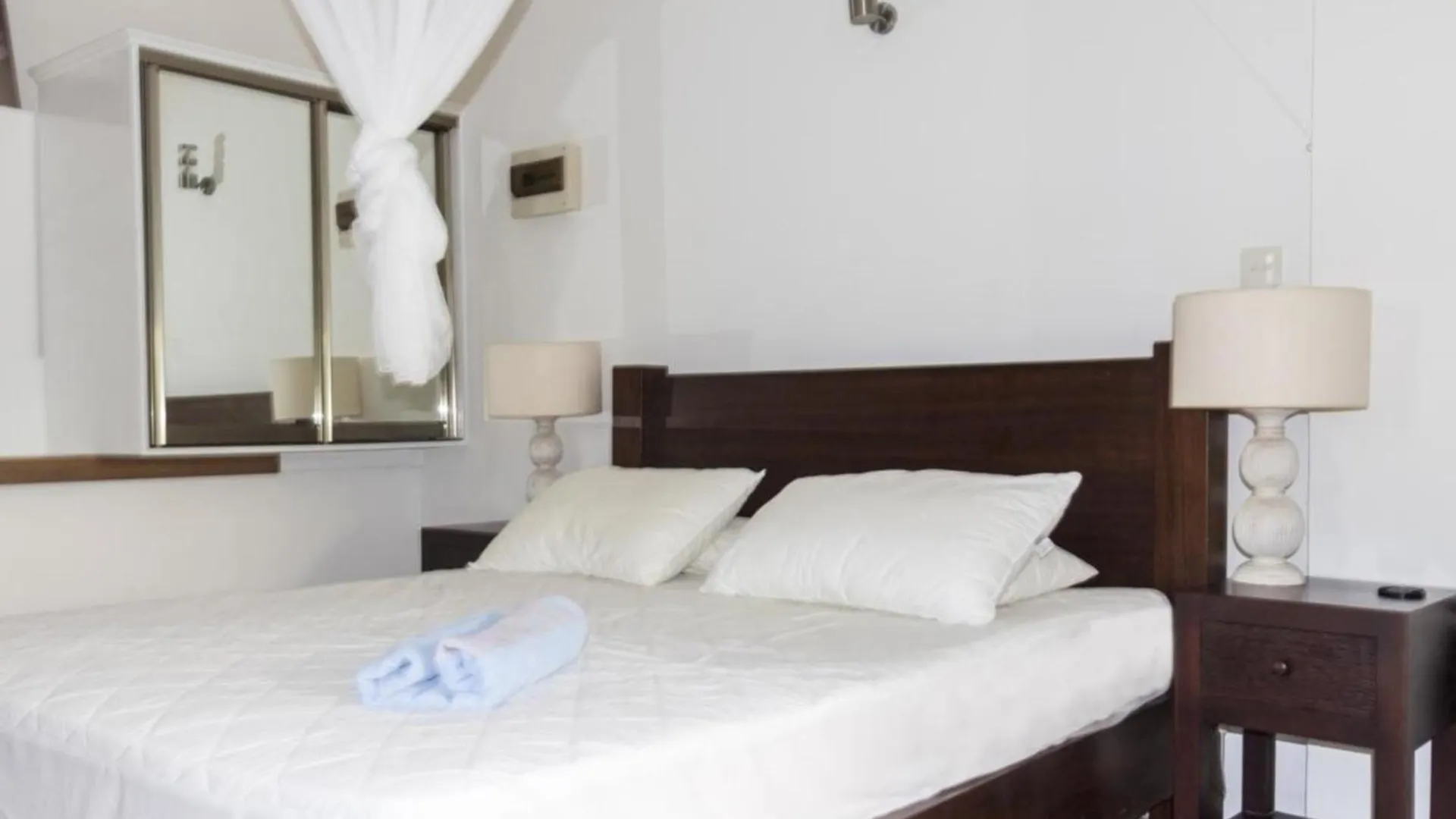 Apartment Appartement Merle Mit Grill Und Garten Beau Vallon  Seychelles
